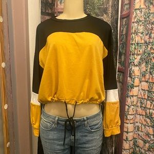 Studio 1011 long sleeve color block sweater size L